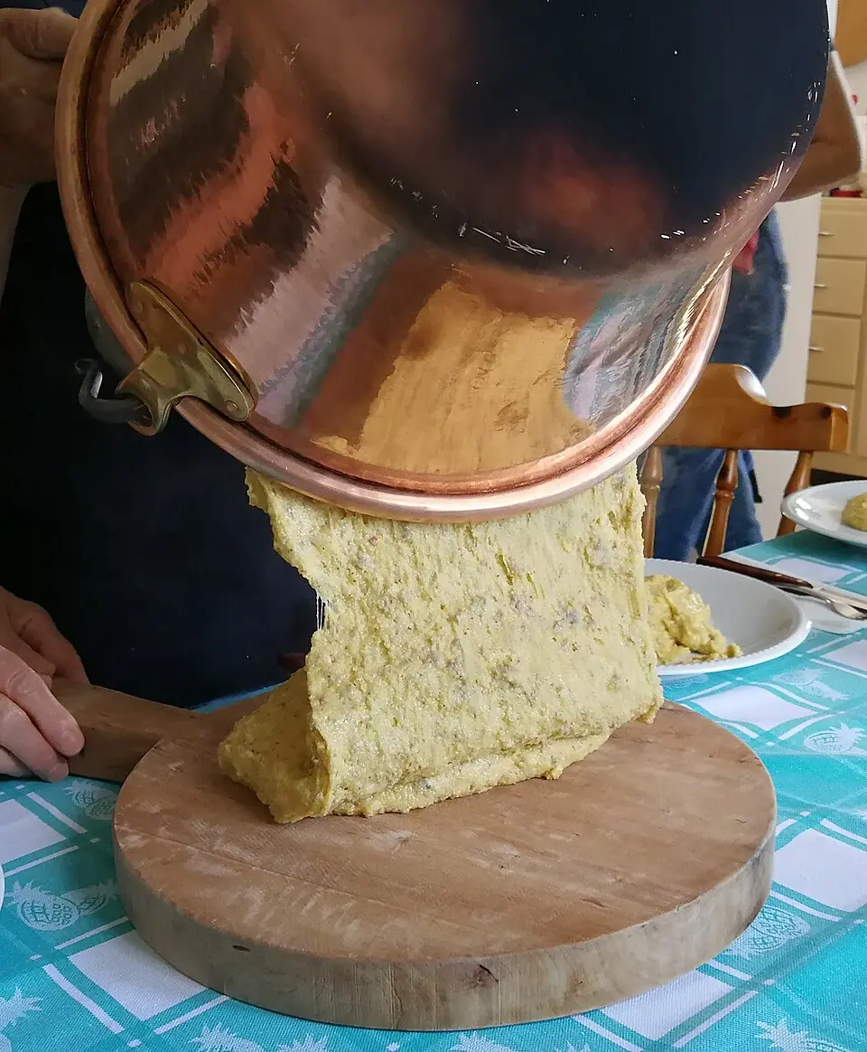 Polenta carbonera