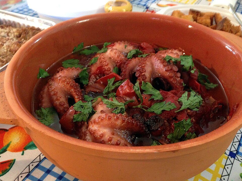 Polpo alla luciana